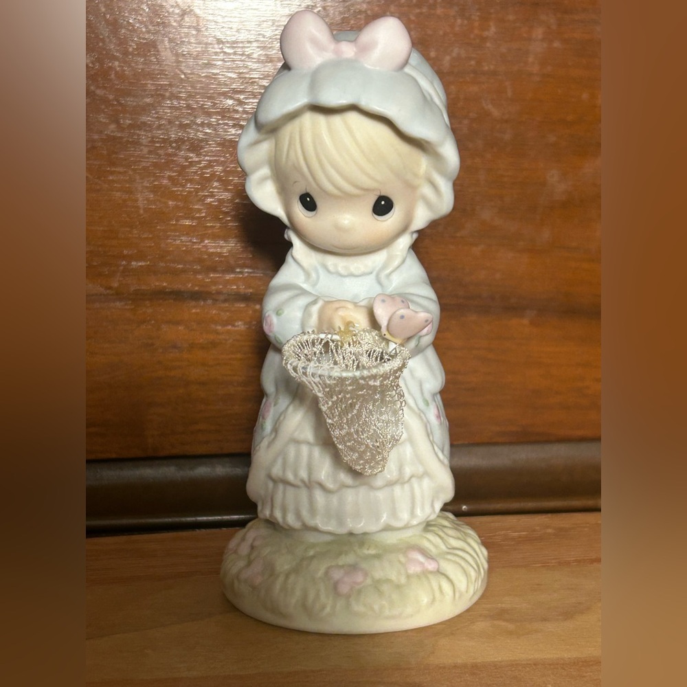 ❣️Sale💗Vintage Precious Moments: "May Only Good Things Come Your Way"🦋1990s